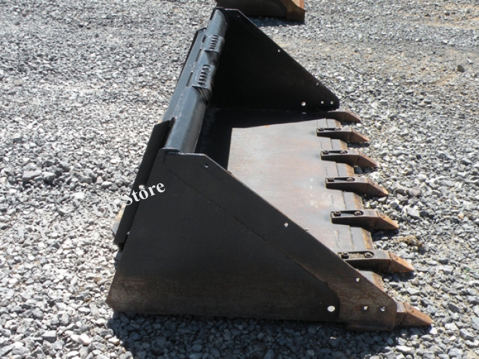 Bobcat Tooth 67 Inch Bucket- USED